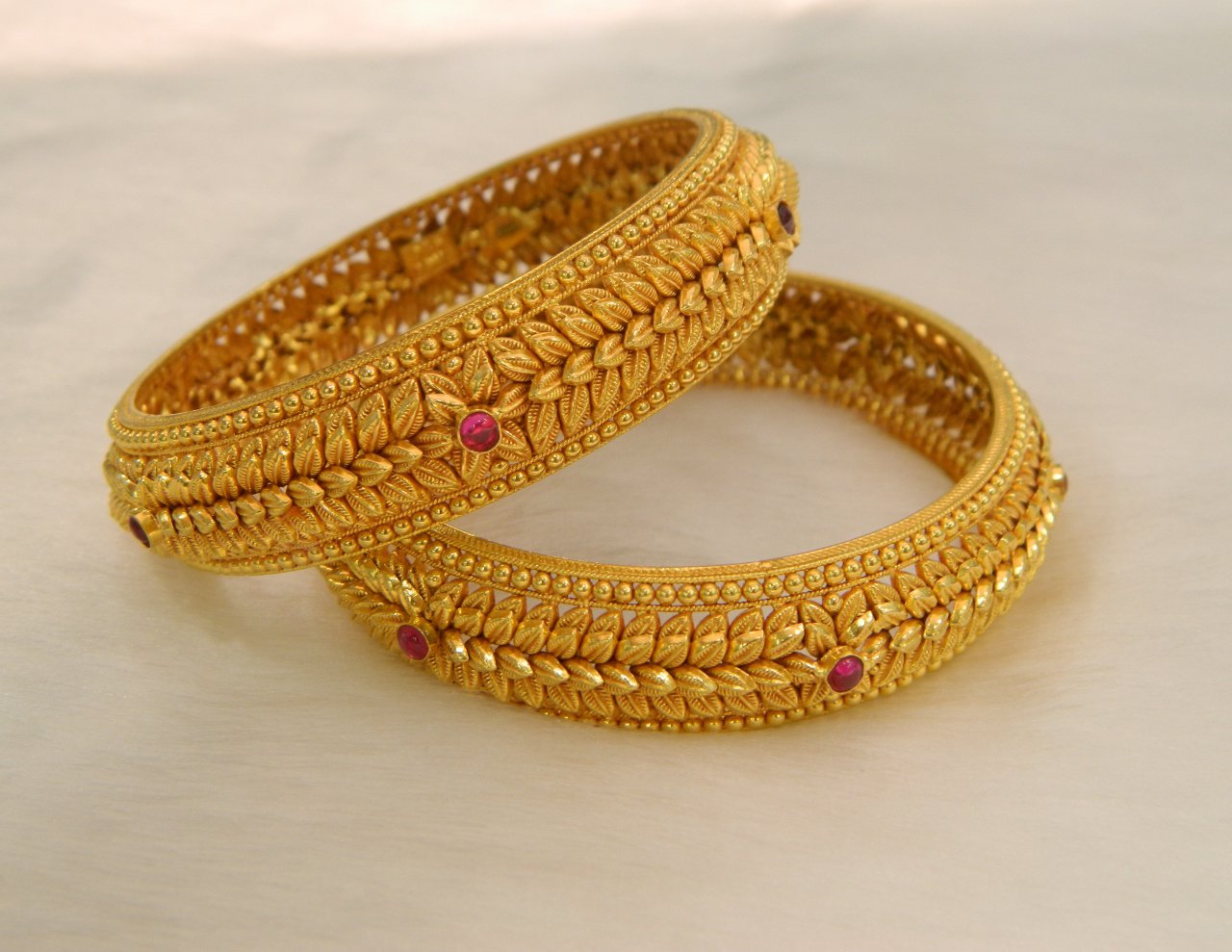 Kada gold bangles | Dhanalakshmi Jewellers