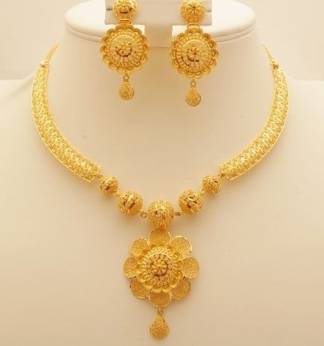 Gold Necklace Set New Designs - Dhanalakshmi Jewellers