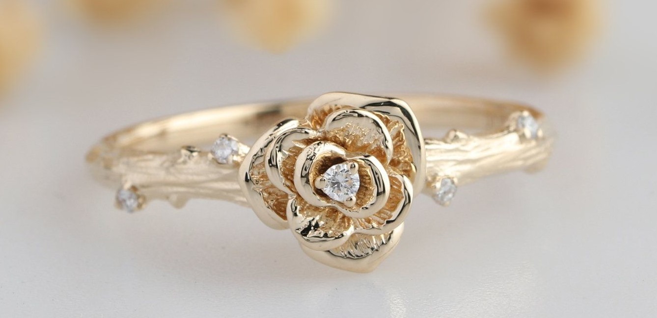 Floral Ring Designs – The Rose patterns that steal your heart!
