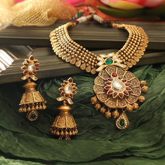 240 Best Gold jhumka earrings ideas  gold jewelry fashion gold earrings  designs bridal gold jewellery designs