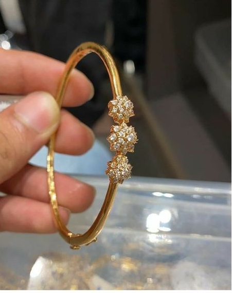 22K Yellow Gold Bangles Set of 6 W/ Grecian Leaf Design – Virani Jewelers
